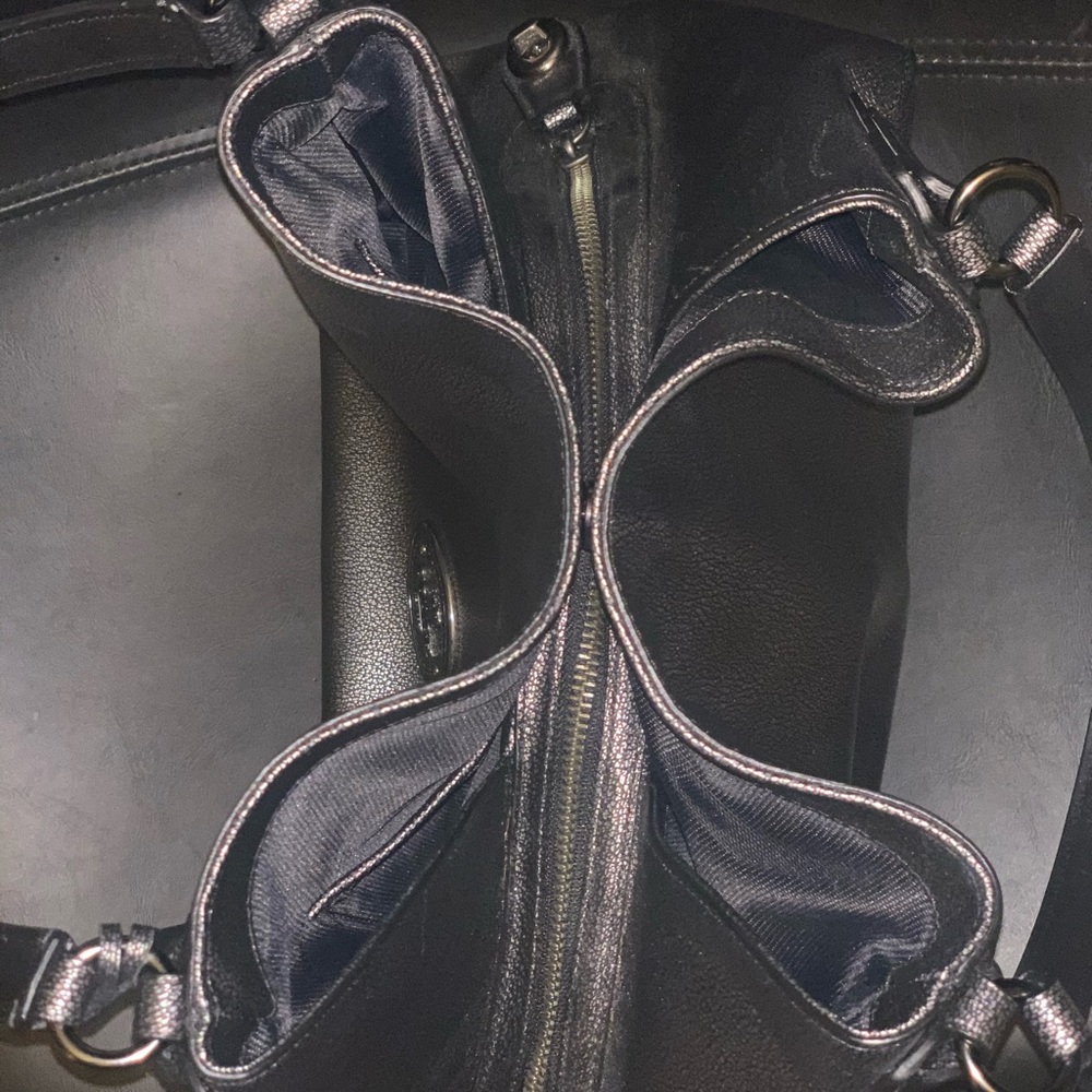 Authentic Coach Handbag - Picture 4 of 9